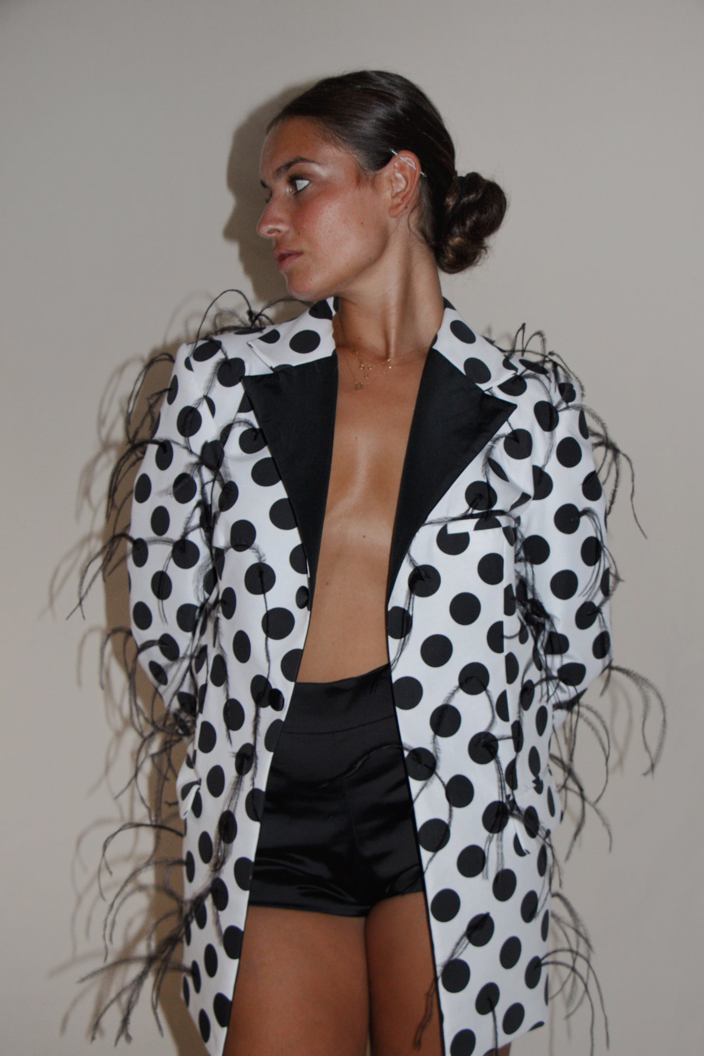 Chaqueta Maxi Lunar con Plumas