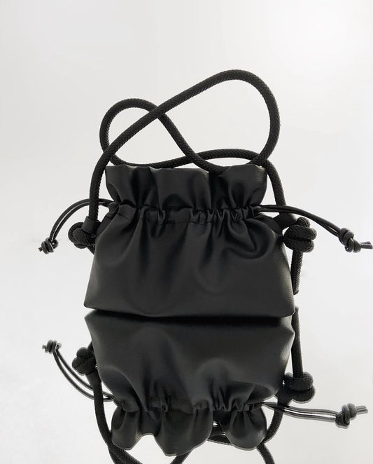 Bolso Saco minimal negro